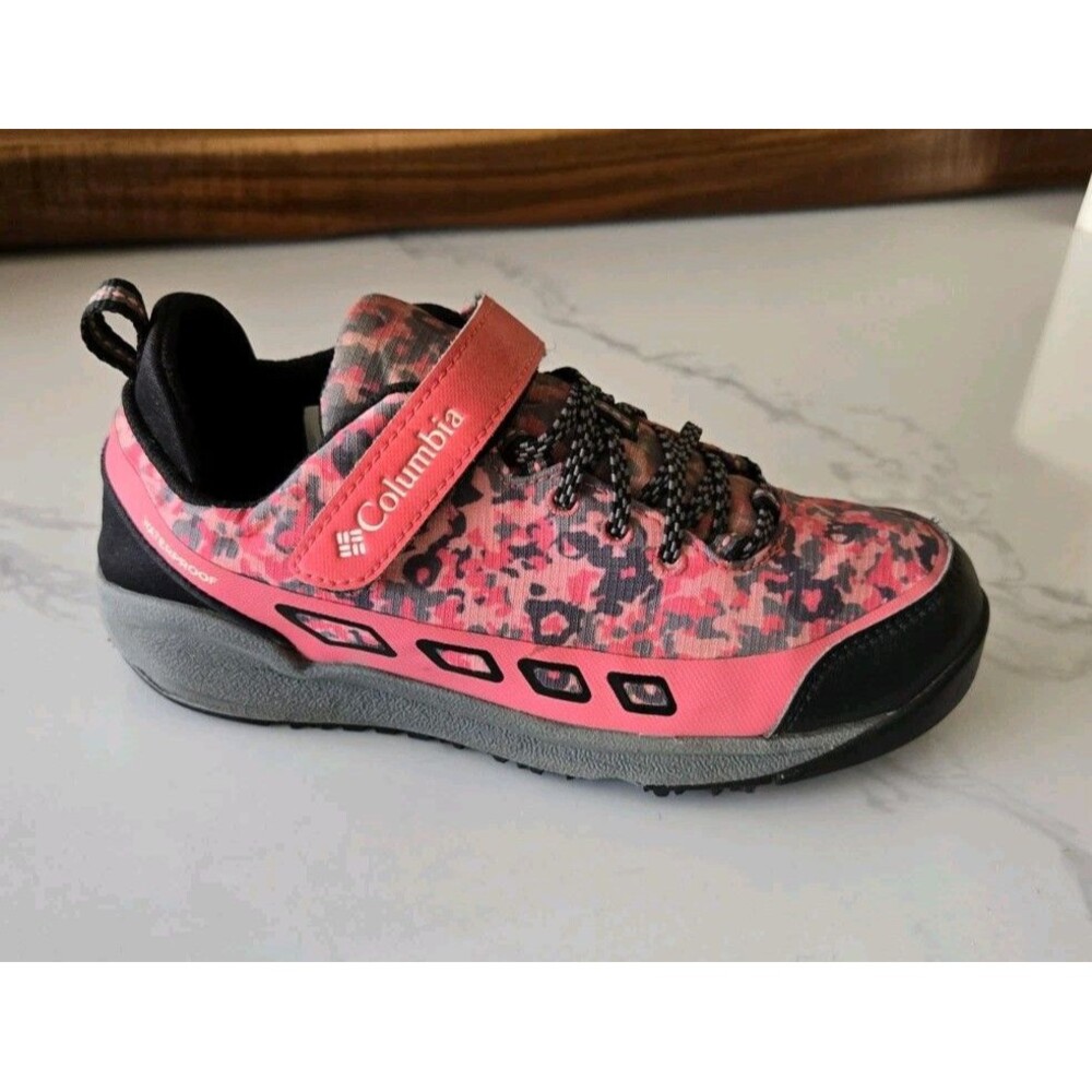 Columbia Happy Trails Waterproof Sneaker Youth 3 Pink Camo